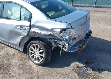 2013 Subaru Impreza 2.0I Premium z USA, uszkodzony, nr VIN JF1GJAC64DH026776